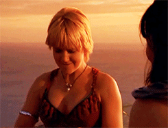 Scene from the show Xena: Warrior Princess where Xena gives Gabrielle a poem by Sappho